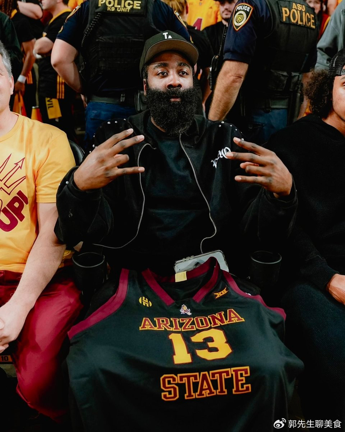 开云登录入口地址-哈登请假离队真因？疑似第二个孩子出生 女友推婴儿车逛商场引热议|詹姆斯·哈登|快船|76人|菲尼克斯太阳队|纽约尼克斯队_新浪体育_新浪新闻